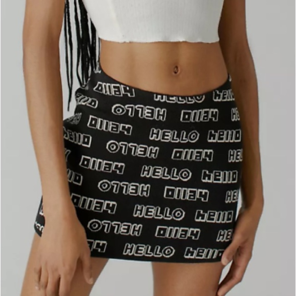 NWT Urban Outfitters Hello Pop Art Shirt sz M